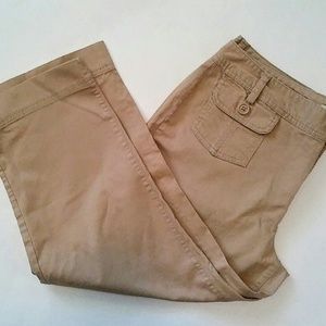 St. John's Bay khaki capri pants (sz 12)